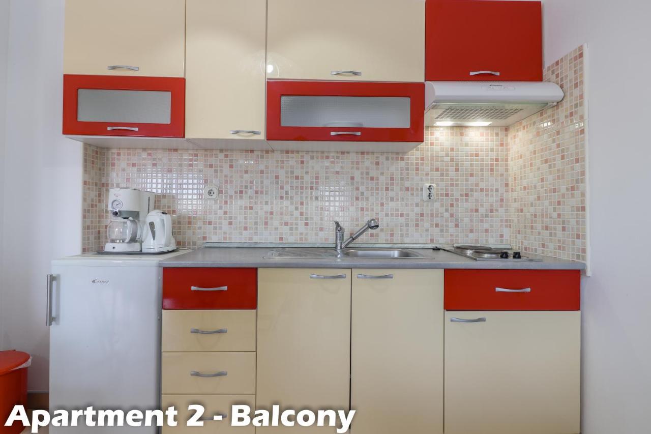 Apartments Juric Върсар Екстериор снимка