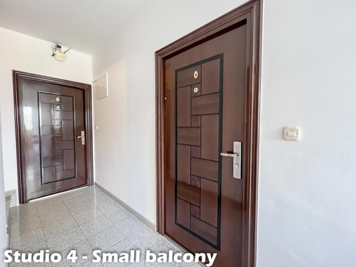 Apartments Juric Върсар Екстериор снимка