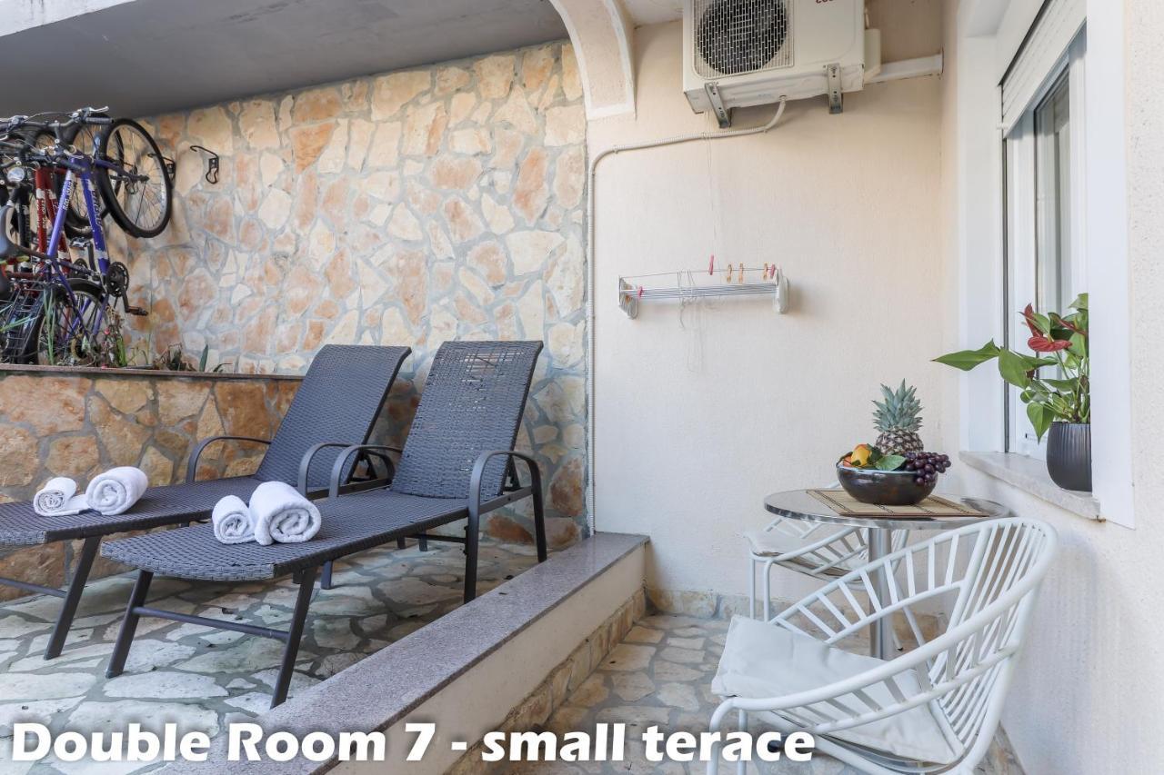 Apartments Juric Върсар Екстериор снимка
