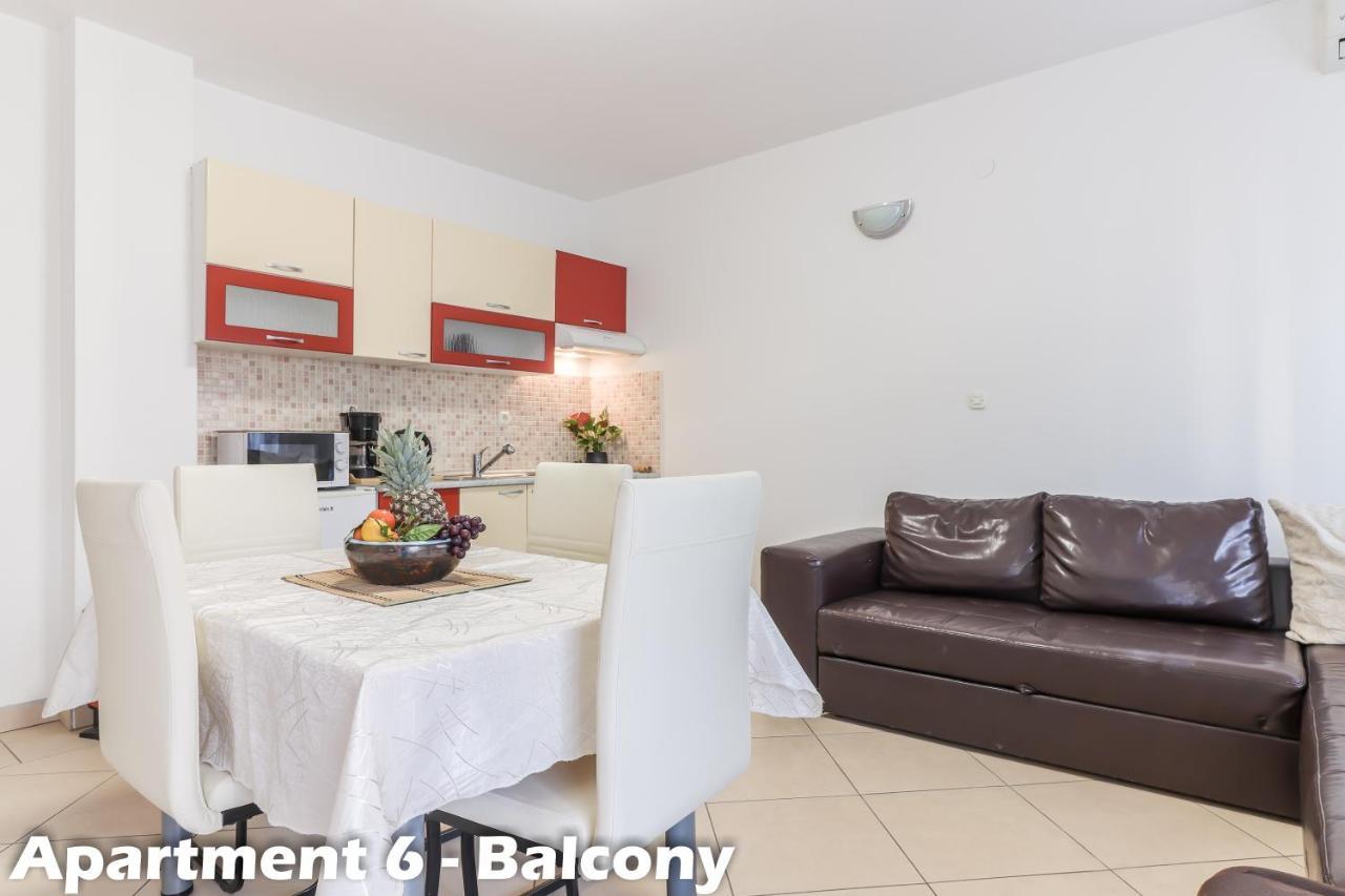Apartments Juric Върсар Екстериор снимка