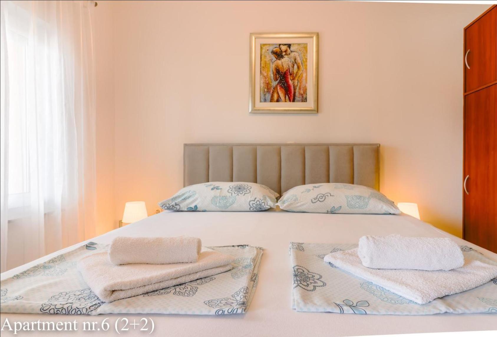 Apartments Juric Върсар Екстериор снимка