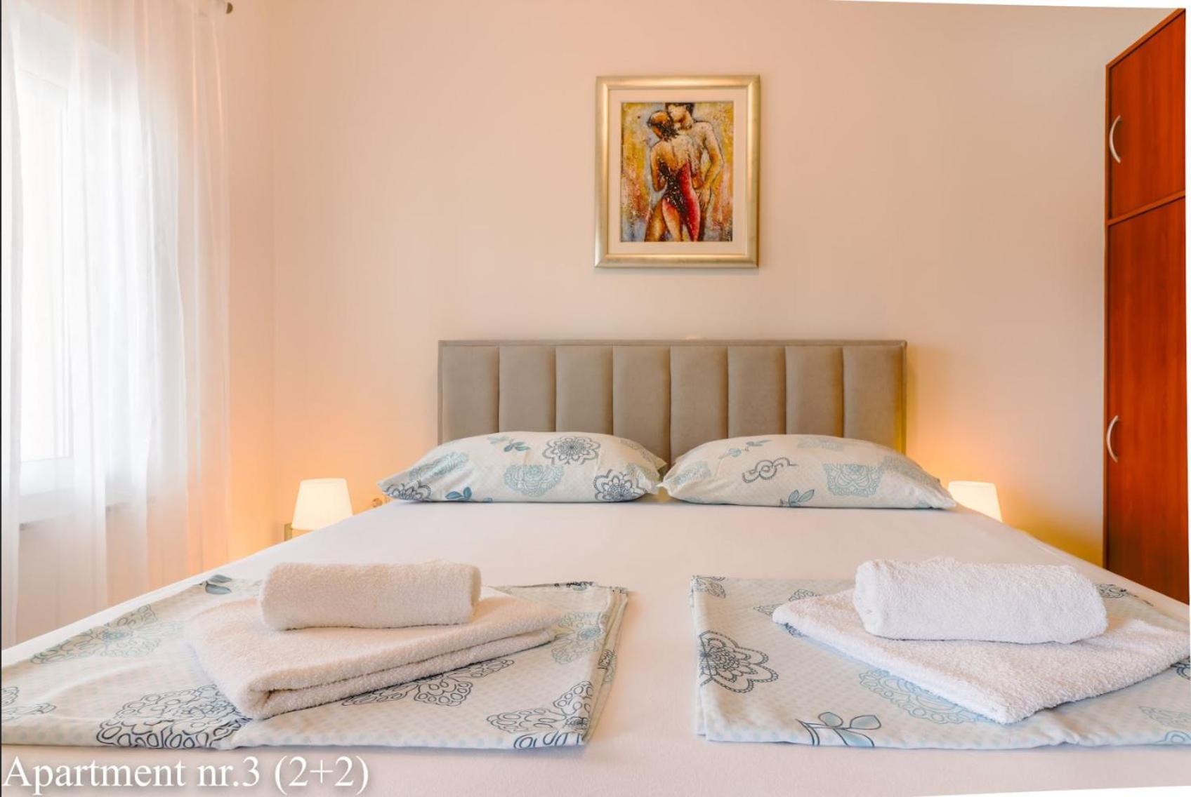 Apartments Juric Върсар Екстериор снимка