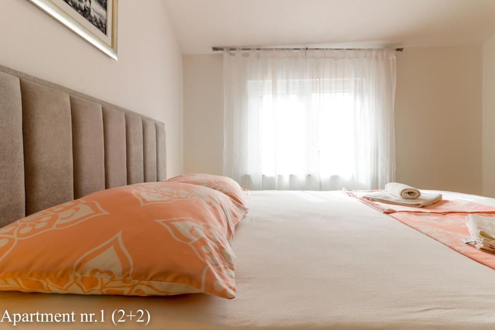 Apartments Juric Върсар Екстериор снимка